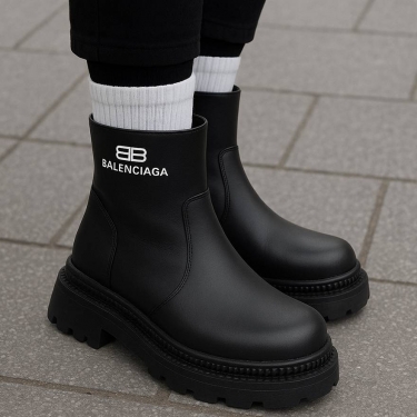 بوت بالنسیاگا مشکی